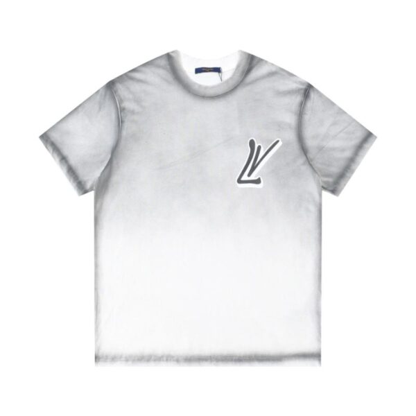 1-301.jpg LV T-shirt