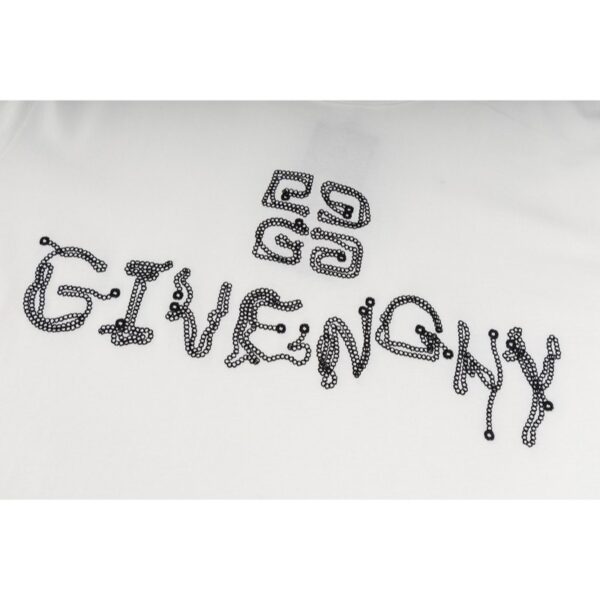 4-14-1.jpg GVNCHY T-Shirt White