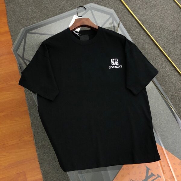 4-151.jpg GVNCHY T-Shirt