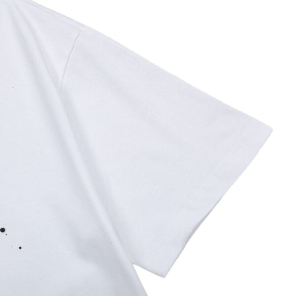 4-77-1.jpg GVNCHY T-Shirt