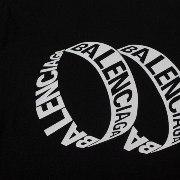 5-220-1.jpg BLNCG T-shirt