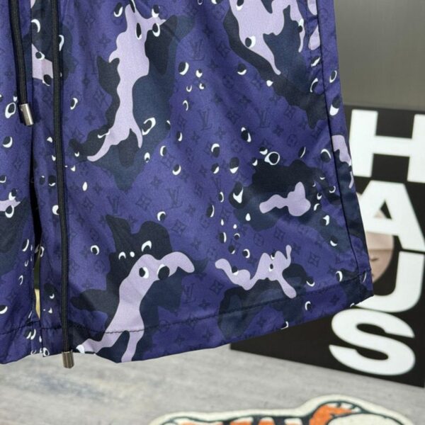 5-326-1.jpg LV Shorts