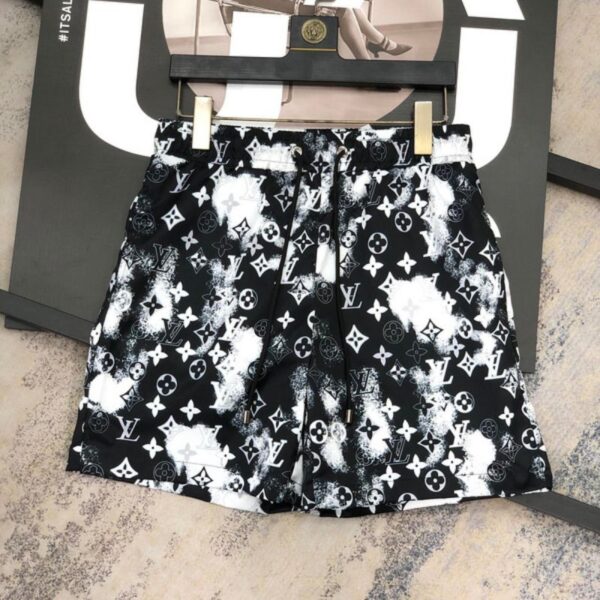 6-231.jpg LV Shorts