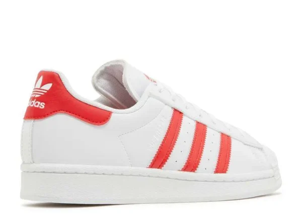 adidas-superstar-white-vivid-red-2.webp ADIDAS SUPERSTAR ‘WHITE VIVID RED’