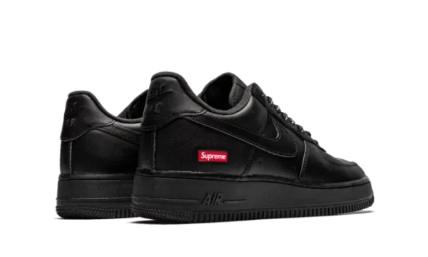 af1-supr-me-3.webp AF1 SUPR*ME