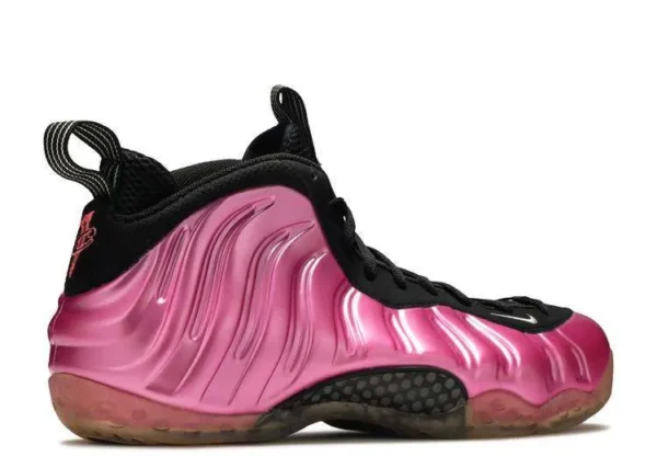 air-foamposite-pro-pearlized-pink-2.webp AIR FOAMPOSITE PRO ‘PEARLIZED PINK’
