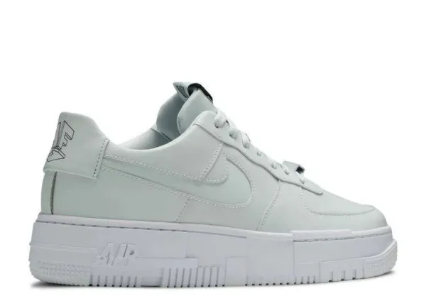 air-force-1-pixel-ghost-aqua-2.webp AIR FORCE 1 PIXEL ‘GHOST AQUA’