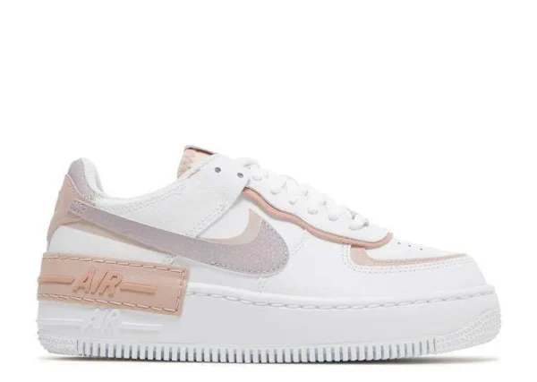 air-force-1-shadow-white-pink-oxford.webp AIR FORCE 1 SHADOW ‘WHITE PINK OXFORD’