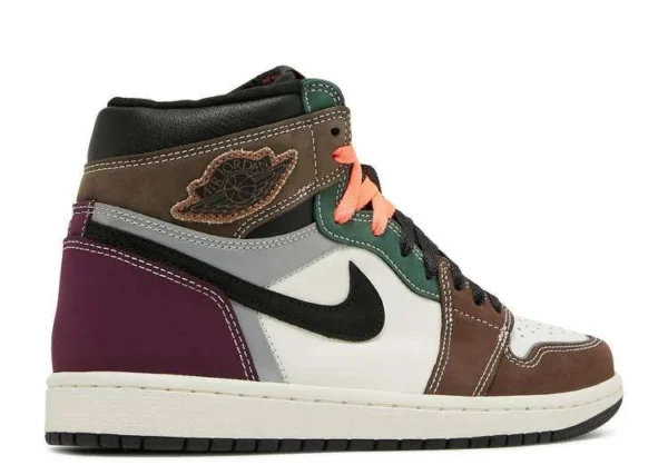 air-jordan-1-high-crafted-2.webp AIR JORDAN 1 HIGH ‘CRAFTED’