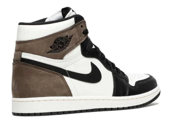 air-jordan-1-high-dark-mocha-2.webp AIR JORDAN 1 HIGH ‘DARK MOCHA’