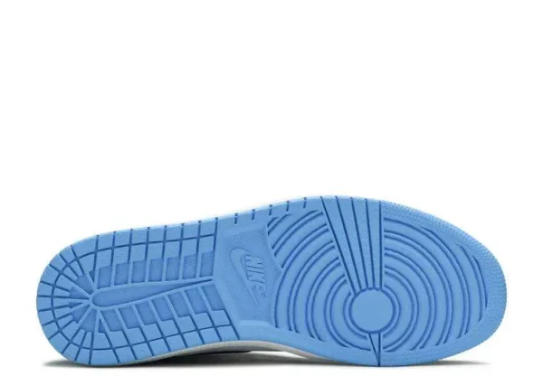 air-jordan-1-high-university-blue-3.webp AIR JORDAN 1 HIGH ‘UNIVERSITY BLUE’