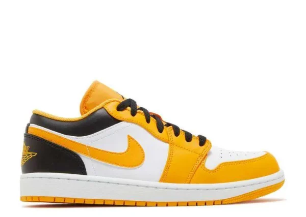 air-jordan-1-low-taxi-white.webp AIR JORDAN 1 LOW ‘TAXI WHITE’