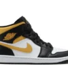 air-jordan-1-mid-black-university-gold-1.webp AIR JORDAN 1 MID ‘BLACK UNIVERSITY GOLD’
