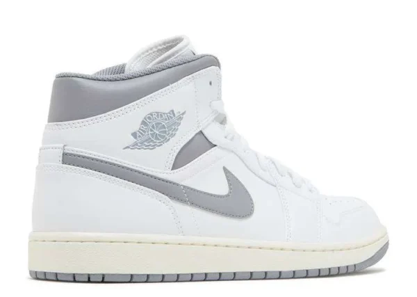 air-jordan-1-mid-neutral-2.webp AIR JORDAN 1 MID ‘NEUTRAL’