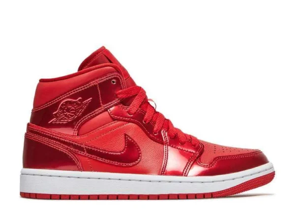 air-jordan-1-mid-university-red-pomenegrate.webp AIR JORDAN 1 MID ‘UNIVERSITY RED POMENEGRATE’