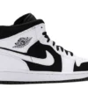 air-jordan-1-mid-white-black-2.webp AIR JORDAN 1 MID ‘WHITE BLACK’
