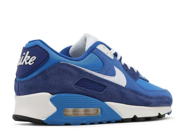 air-max-90-first-use-pack-signal-blue-2.webp AIR MAX 90 ‘FIRST USE PACK SIGNAL BLUE’