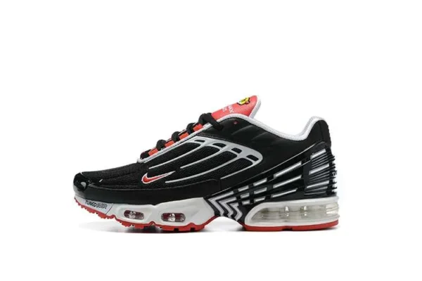 air-max-plus-tn-3-black-university-red.webp AIR MAX PLUS TN 3 ‘BLACK UNIVERSITY RED’