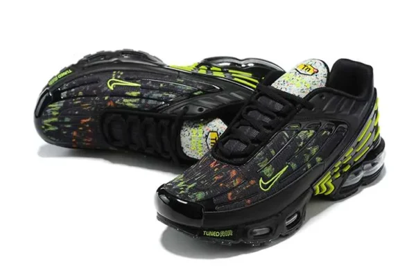 air-max-plus-tn-3-crater-3.webp AIR MAX PLUS TN 3 ‘CRATER’