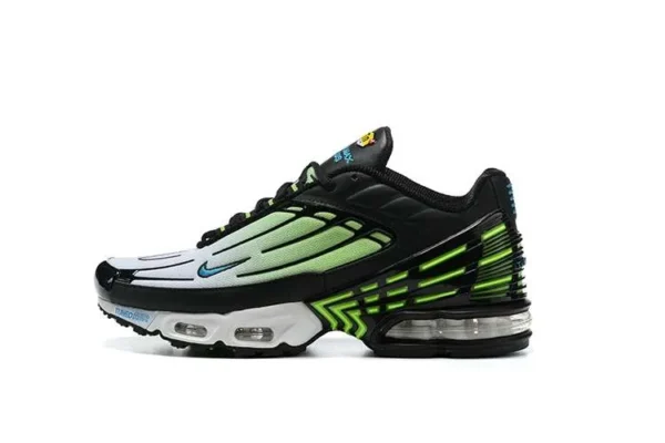 air-max-plus-tn-3-ghost-green.webp AIR MAX PLUS TN 3 ‘GHOST GREEN’