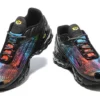 air-max-plus-tn-3-rainbow-gradient-2.webp AIR MAX PLUS TN 3 ‘RAINBOW GRADIENT’
