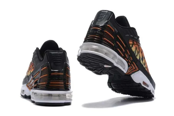 air-max-plus-tn-3-tiger-2.webp AIR MAX PLUS TN 3 ‘TIGER’