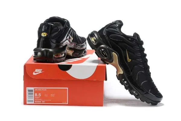 air-max-plus-tn-black-gold-5.webp AIR MAX PLUS TN ‘BLACK GOLD’