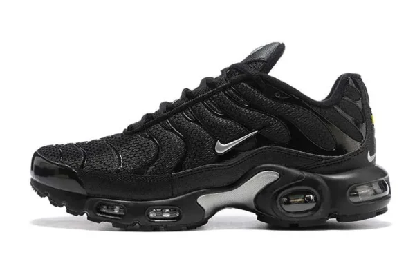 air-max-plus-tn-black-metallic-silver.webp AIR MAX PLUS TN ‘BLACK METALLIC SILVER’