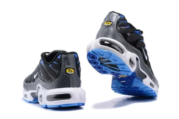 air-max-plus-tn-black-royal-grey-2.webp AIR MAX PLUS TN ‘BLACK ROYAL GREY’