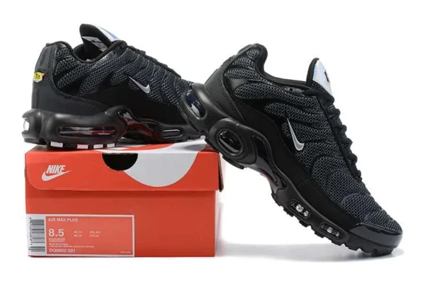 air-max-plus-tn-black-suede-silver-1.webp AIR MAX PLUS TN ‘BLACK SUEDE SILVER’