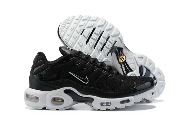 air-max-plus-tn-black-white-2.webp AIR MAX PLUS TN ‘BLACK WHITE’