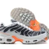 air-max-plus-tn-crater-2.webp AIR MAX PLUS TN ‘CRATER’