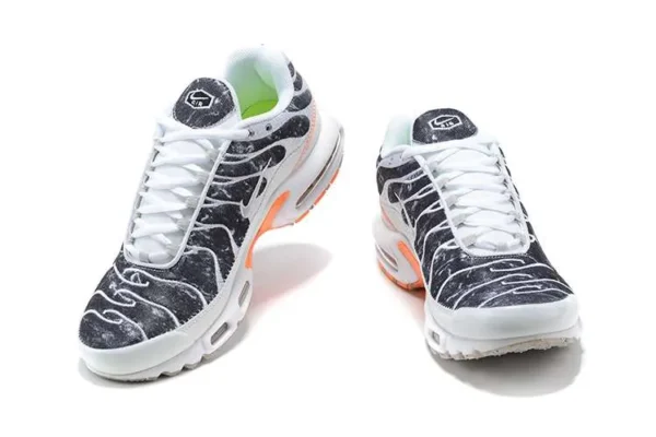 air-max-plus-tn-crater-4.webp AIR MAX PLUS TN ‘CRATER’