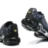 air-max-plus-tn-dark-smoke-grey-2.webp AIR MAX PLUS TN ‘DARK SMOKE GREY’
