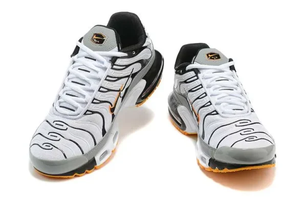 air-max-plus-tn-double-swoosh-15.webp AIR MAX PLUS TN ‘DOUBLE SWOOSH’