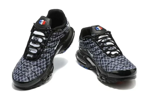 air-max-plus-tn-france-5.webp AIR MAX PLUS TN ‘FRANCE’