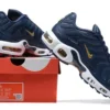 air-max-plus-tn-french-football-federation-3.webp AIR MAX PLUS TN ‘FRENCH FOOTBALL FEDERATION’