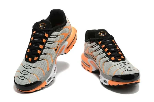 air-max-plus-tn-grey-safety-orange-1.webp AIR MAX PLUS TN ‘GREY SAFETY ORANGE’