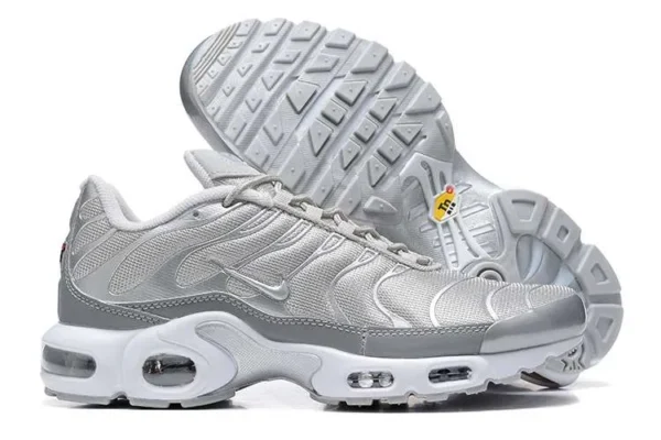 AIR MAX PLUS TN ‘METALLIC SILVER WHITE’