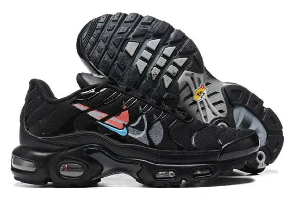 air-max-plus-tn-multi-swoosh-2.webp AIR MAX PLUS TN ‘MULTI-SWOOSH’