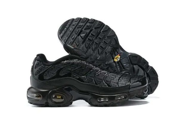 air-max-plus-tn-pattern-1.webp AIR MAX PLUS TN ‘PATTERN’