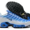 air-max-plus-tn-sky-fade-2.webp AIR MAX PLUS TN ‘SKY FADE’