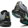 air-max-plus-tn-spirograph-3.webp AIR MAX PLUS TN ‘SPIROGRAPH’