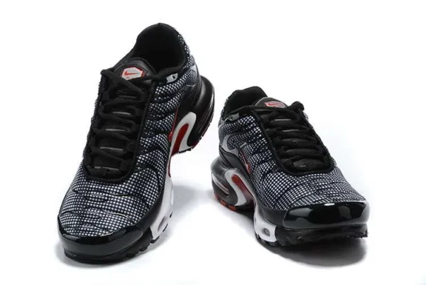 air-max-plus-tn-stay-quiet-3.webp AIR MAX PLUS TN ‘STAY QUIET’