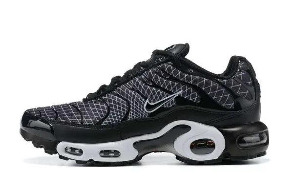 air-max-plus-tn-stripe-blue-black.webp AIR MAX PLUS TN ‘STRIPE BLUE BLACK’