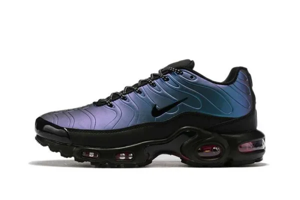air-max-plus-tn-throwback-future.webp AIR MAX PLUS TN ‘THROWBACK FUTURE’