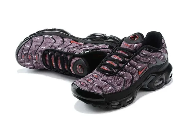 air-max-plus-tn-topography-pack-2.webp AIR MAX PLUS TN ‘TOPOGRAPHY PACK’