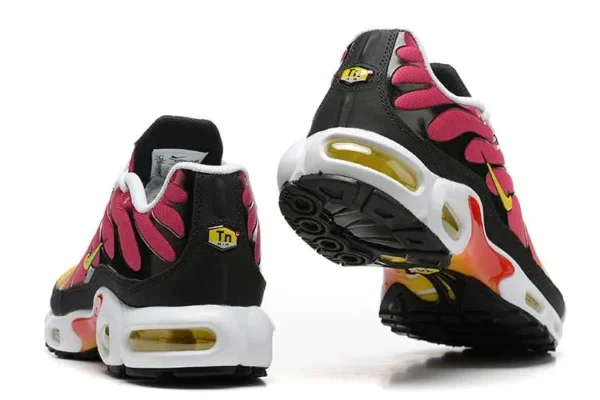 air-max-plus-tn-yellow-pink-gradient-1.webp AIR MAX PLUS TN ‘YELLOW PINK GRADIENT’