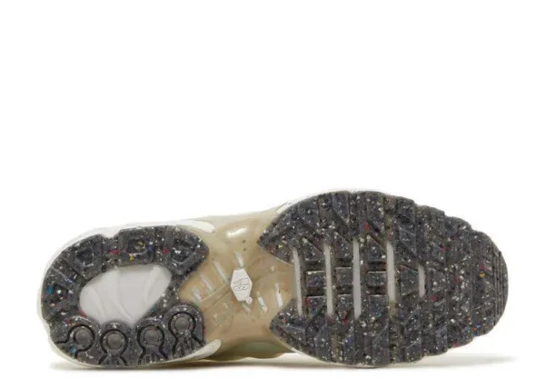 air-max-terrascape-plus-white-photon-dust-3.webp AIR MAX TERRASCAPE PLUS ‘WHITE PHOTON DUST’