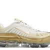 air-vapormax-360-white-metallic-gold.webp AIR VAPORMAX 360 ‘WHITE METALLIC GOLD’